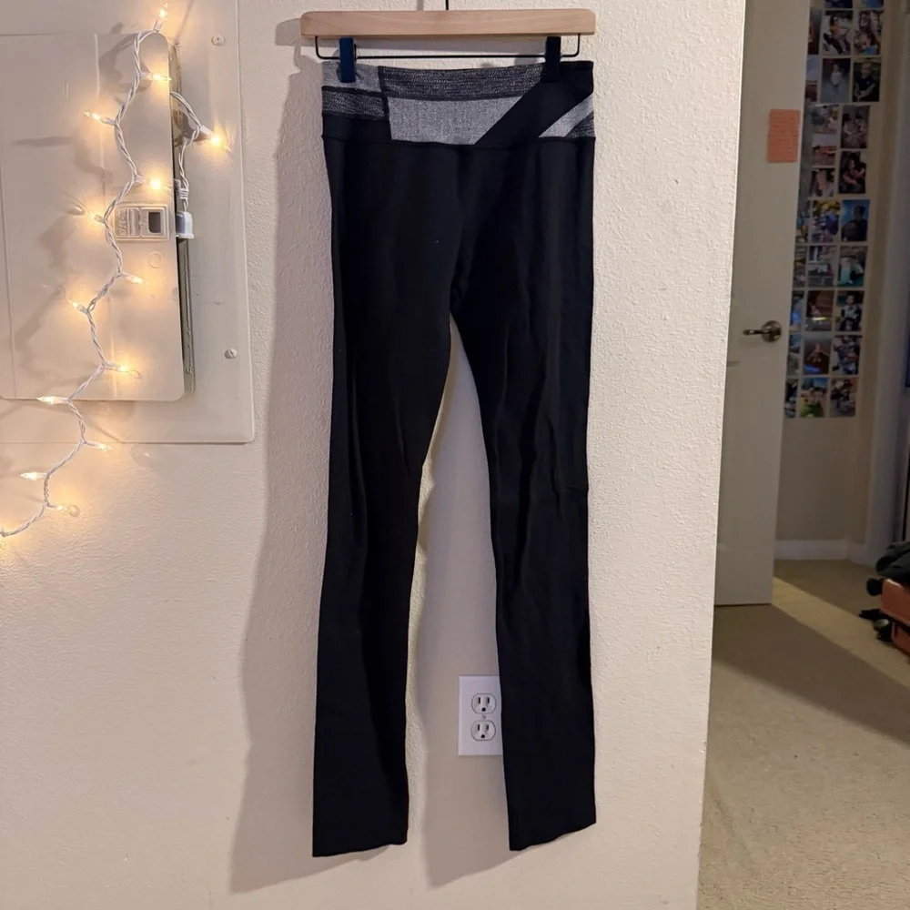 lululemon athletica Black and Gray Leggings - Picture 1 of 11